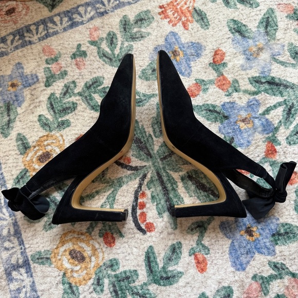 Lord & Taylor Bow Heels - Picture 5 of 5